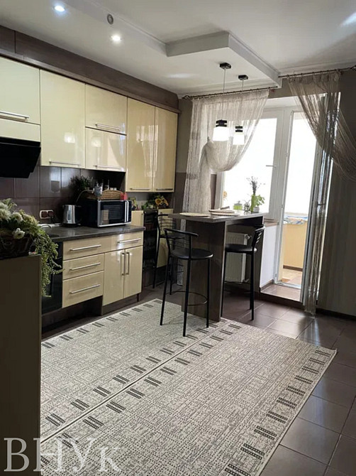 Продаж Квартира 2-кімнатна, 9/10 поверх на Кравчука Луцк - изображение 4