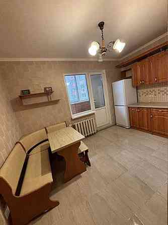 Оренда Квартира 1-кімнатна, 14/24 поверх на Урлівська, 34 Київ