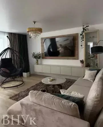 Продаж Квартира 3-кімнатна, 8/10 поверх на вул. Пирогова Тернопіль