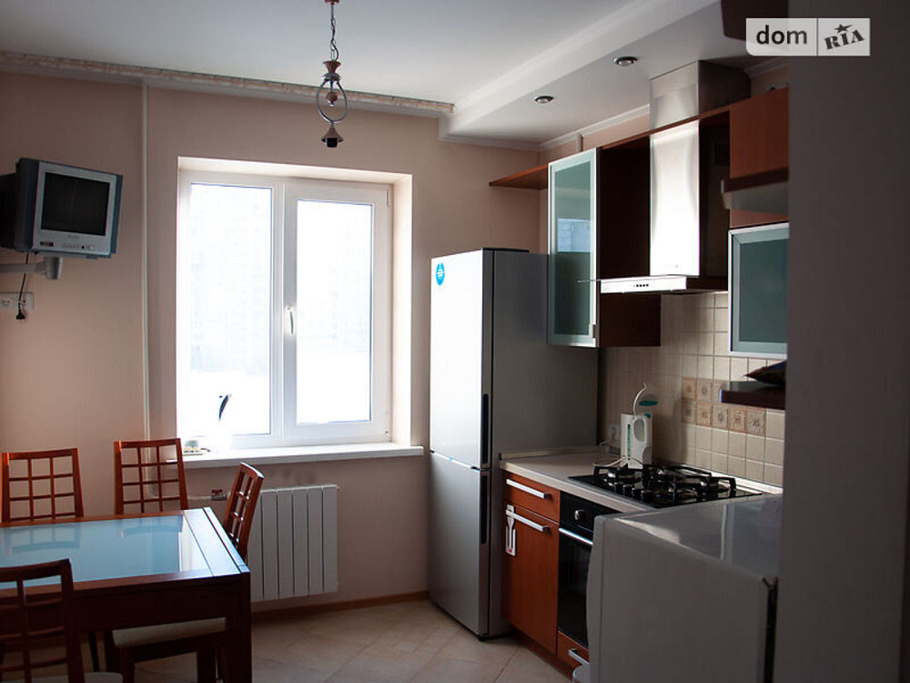 Оренда Квартира 3-кімнатна, 6/10 поверх на ул. Михаила Драгоманова Київ - фото 1