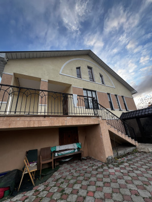 Продаж Будинок 3-кімнатний на ул. Богдана Хмельницького, 8 Великодолинське