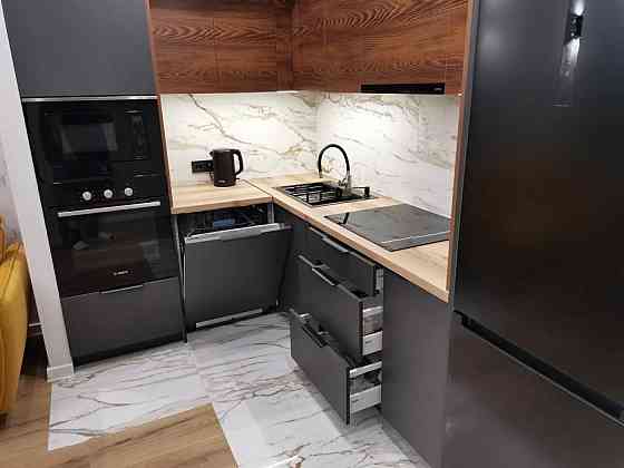 Продаж Квартира 2-кімнатна, 7/10 поверх на вул. Роксоляни Львів