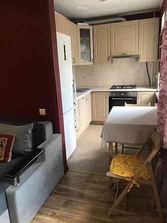 Оренда Квартира 3-кімнатна, 4/5 поверх на Дегтяревская ул. Київ