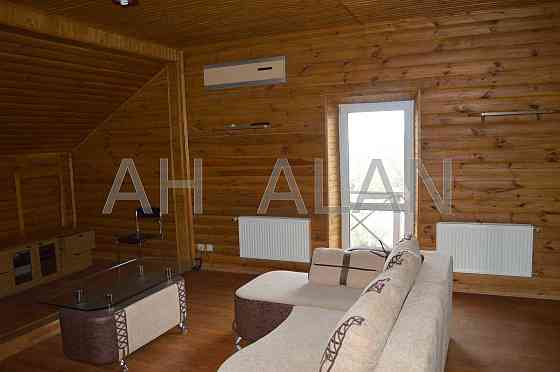 Оренда Будинок 12-кімнатний на вул. Вершигори Петра Київ