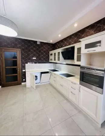 Продаж 3к Квартира 101 кв.м АРМЕЙСКАЯ Одеса