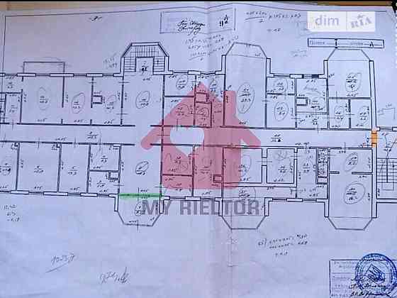 Продаж торгове приміщення на Свободи генерала поверх - 1/2 Uzhhorod