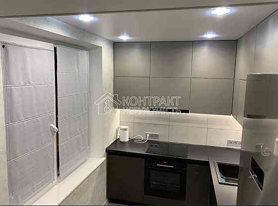 Продаж Квартира 3-кімнатна, 9/9 поверх на вул. Валентиновская Харків