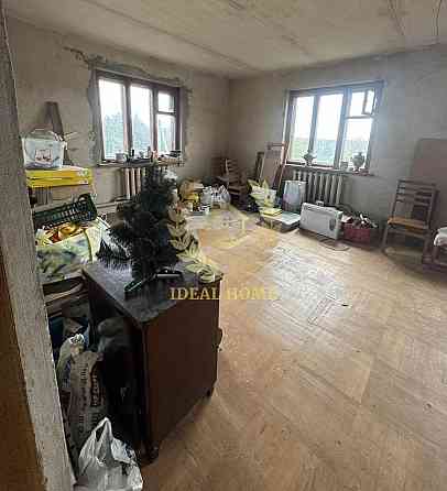 Продам будинок в Таращі - 6 кімнат, 391 м², 10 соток. Тараща