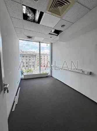 Оренда офісне приміщення на Хрещатик вул., 19 приміщень - 8, поверх - 3/4 Київ