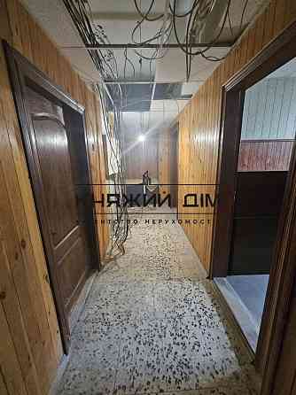 Оренда торгове приміщення на Академика Туполева ул. поверх - 1/3 Kiev