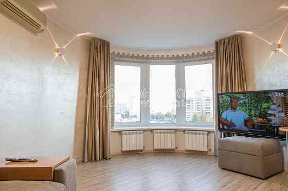 Оренда Квартира 2-кімнатна, 7/12 поверх на вул. Перемоги Kharkiv