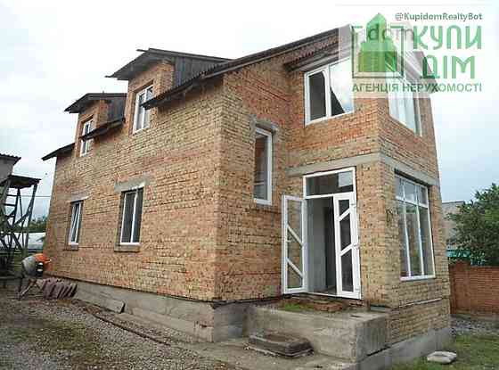 Продається двоповерховий будинок Кропивницький