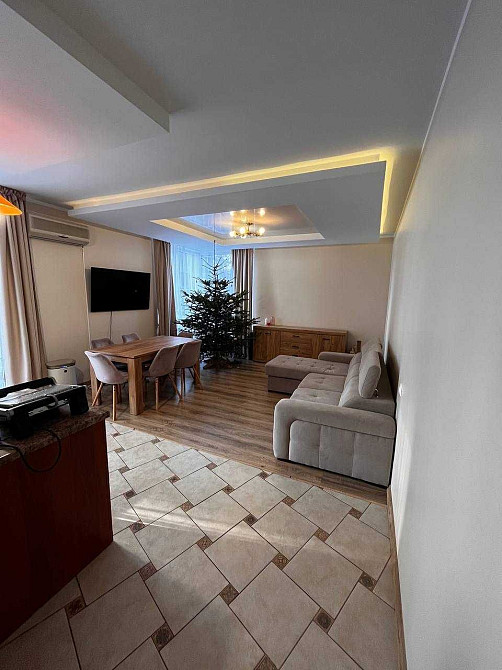 Продаж Квартира 2-кімнатна, 1/16 поверх на Петрицького Анатолія вул., д. 19 Kiev - photo 1