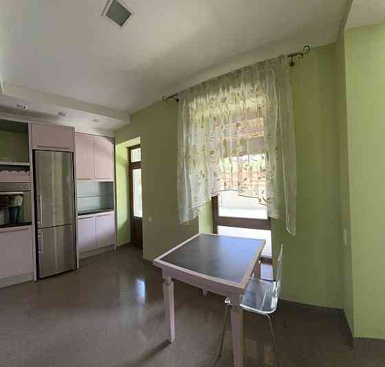 Новый дом с ремонтом в коттеджном городке "Ариадна" Чорноморське