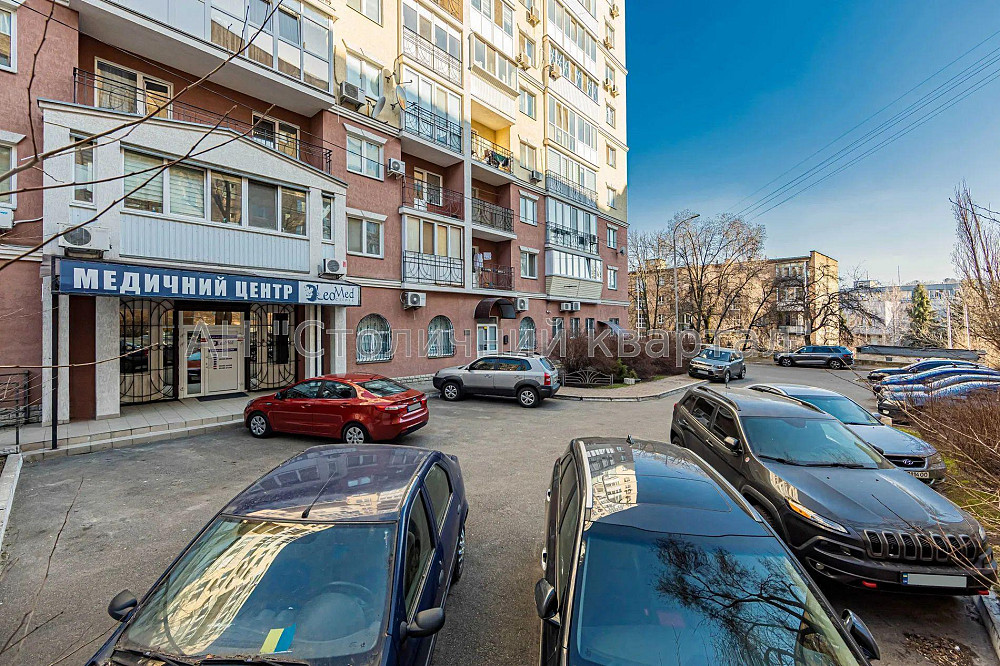 Оренда Будинок 15-кімнатний на Сирецька вул., 32 Київ - фото 1