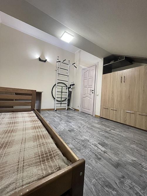 Продаж Квартира 3-кімнатна, 5/5 поверх на вул. Захисників Маріуполя Рівне - фото 7