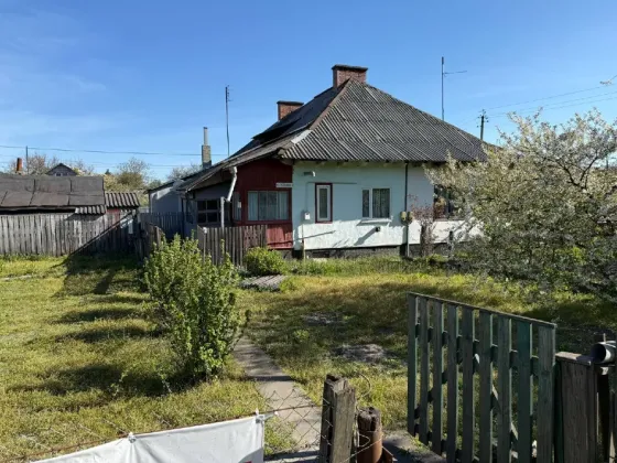 Selling part of the house Klevan'