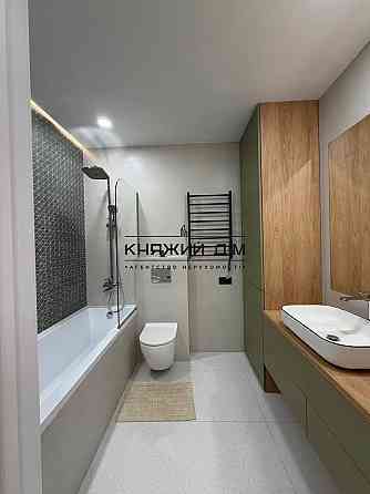 Продаж Квартира 1-кімнатна, 20/25 поверх на вул. Родини Крістерів Київ