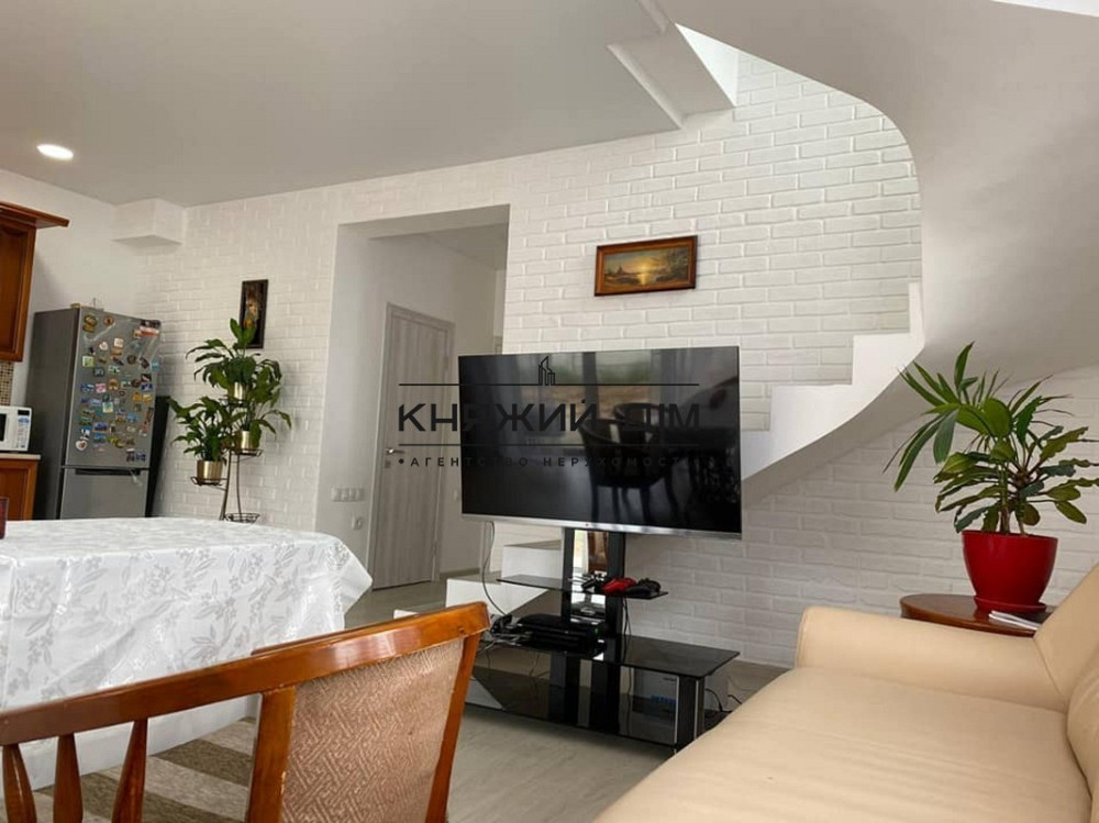 Продажа нового дома с ремонтом, мебелью, техникой в с. Святопетровское. № 2210746  - фото 14