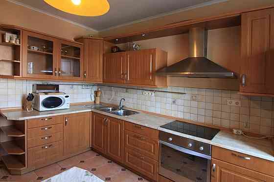 Оренда Квартира 3-кімнатна, 12/12 поверх на улица Гмыри Бориса, д.3 Киев