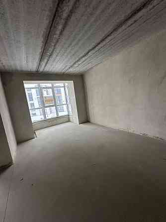 Продаж Квартира 4-кімнатна, 5/10 поверх на Мазепи Гетьмана вул., 164 Ивано-Франковск