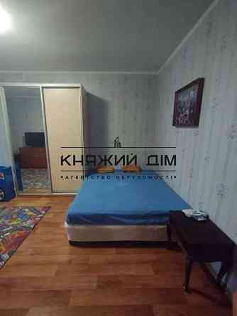 Продаж Квартира 2-кімнатна, 23/25 поверх на Урловская ул. Киев