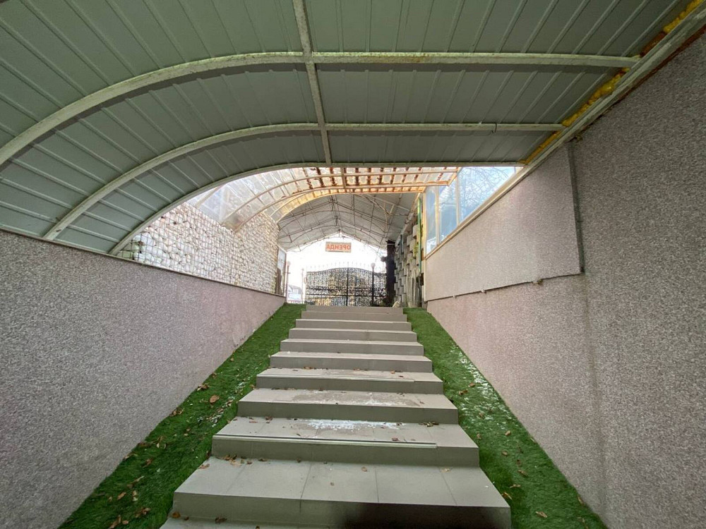 Оренда приміщення вільного призначення на вул. Захисників України Кременець - фото 3