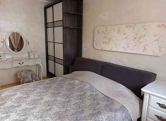 Продаж Квартира 2-кімнатна, 2/11 поверх на вул. Хотинська Івано-Франківськ