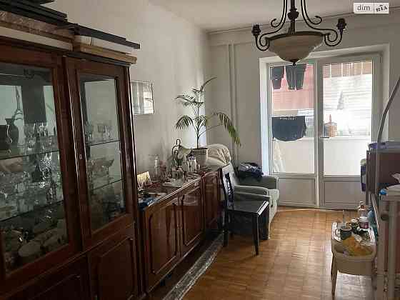 Продаж Квартира 3-кімнатна, 7/9 поверх на Братиславська вул., д. 36 Київ