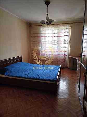 Продаж Квартира 3-кімнатна, 3/9 поверх на Шухевича Романа пр-т, 4 Київ