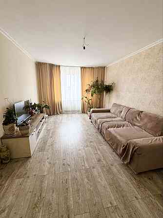 Продаж Квартира 3-кімнатна, 14/17 поверх на Григоренко Петра вул., д. 1б Kiev