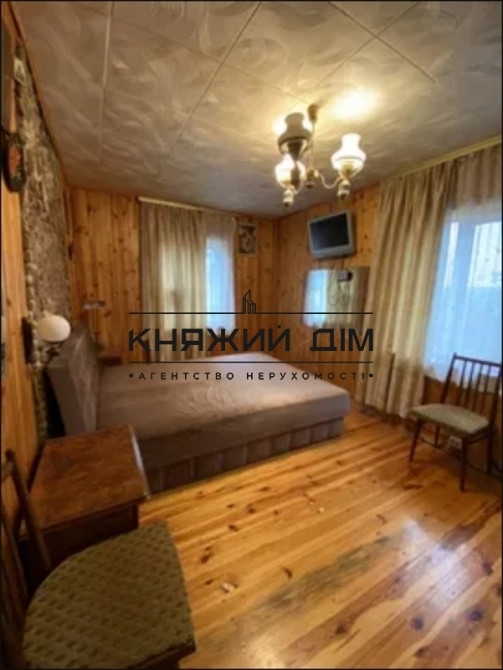 Продаж будинку з гаражем в мальовничому місці,біля озера і лісу у смт Лісове. № 2211608  - фото 2