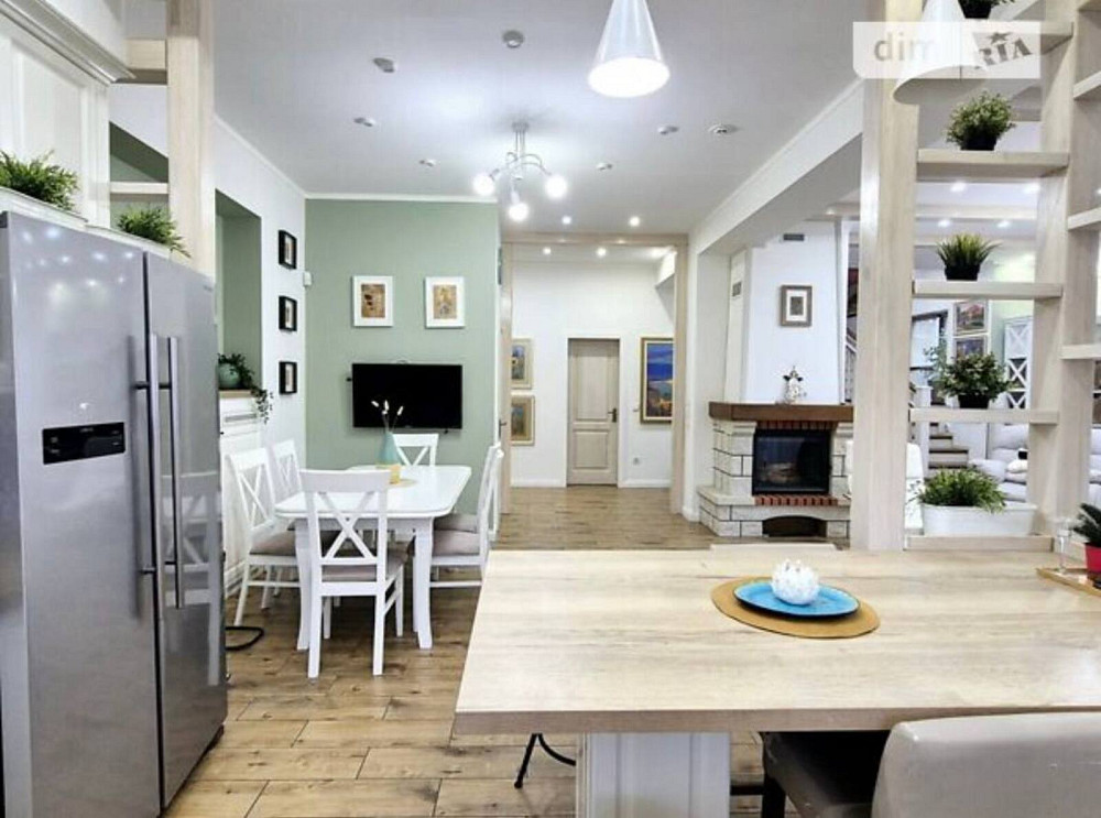 Продаж сучасного будинку в центрі міста! Uzhhorod - photo 10