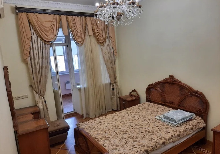 Оренда Квартира 3-кімнатна, 5/8 поверх на Довженко ул. Одесса - изображение 1