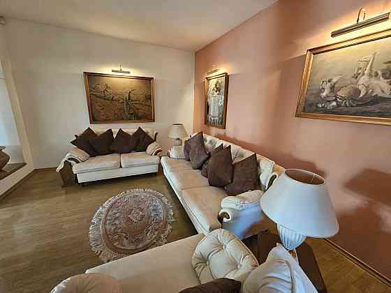 Продаж Квартира 5-кімнатна, 5/5 поверх на Савченко Ю. ул., 1А Дніпро