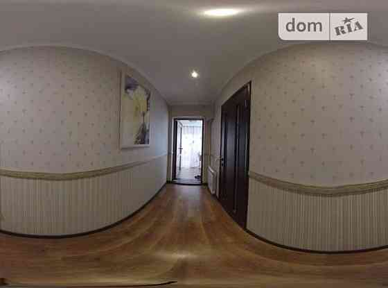 Продаж приміщення вільного призначення на Симона Петлюри поверх - 1/2 Вінниця