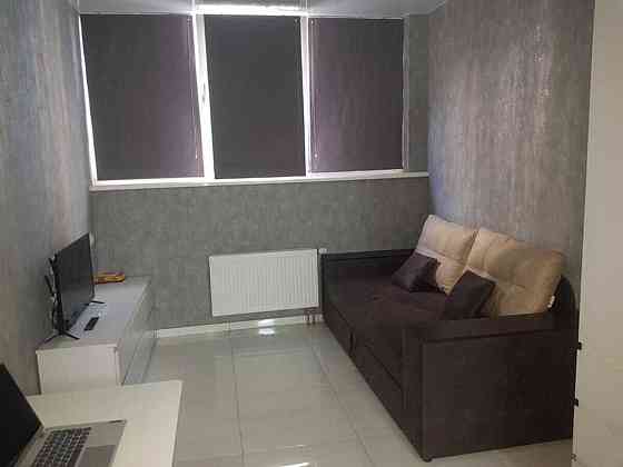 Оренда Квартира 1-кімнатна, 7/7 поверх на Харьківське шосе, 19 б Киев