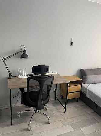 Оренда Квартира 1-кімнатна, 11/27 поверх на Вишняківська, 2 Kiev