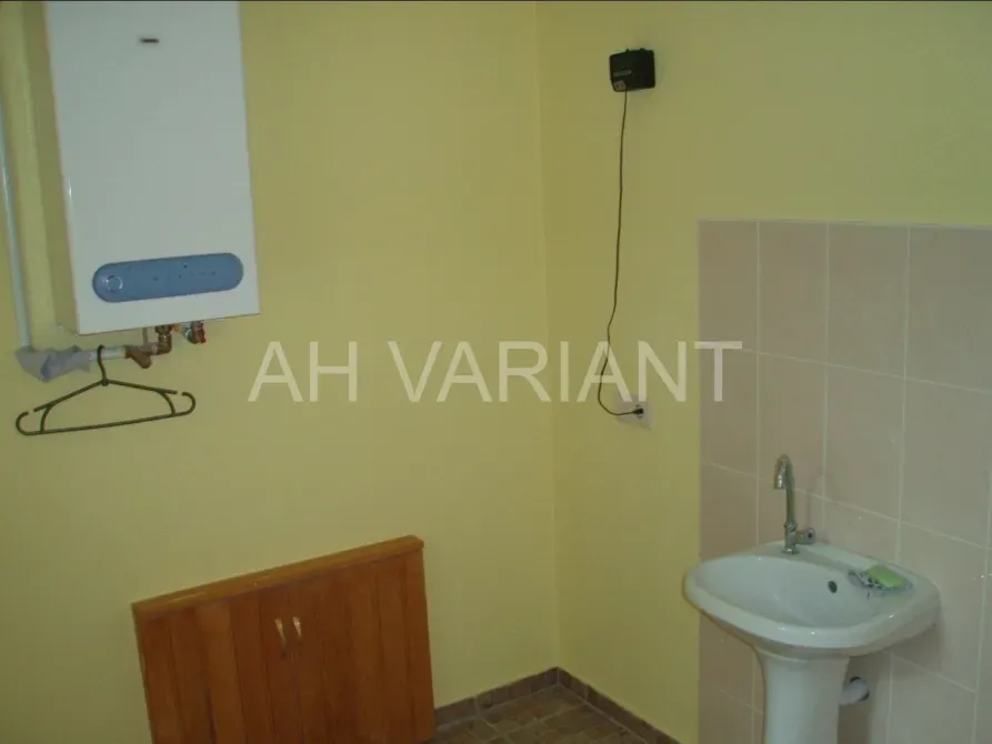 Продаж Приміщення в житловому будинку площа 85 кв.м 1-й поверх на Грушевського 63 Ужгород - фото 9