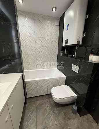 Продаж Квартира 3-кімнатна, 3/9 поверх на вул. Амосова Kharkiv