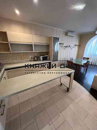 Оренда Квартира 1-кімнатна, 4/24 поверх на Никольско-Слободская ул. Kiev