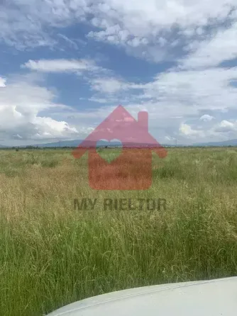 Продаж земельної ділянки 10 соток на Головна 