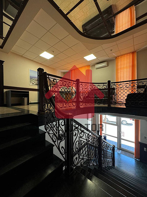 Оренда приміщення вільного призначення на Жупанатська пл. поверх - 2/8 Uzhhorod - photo 1