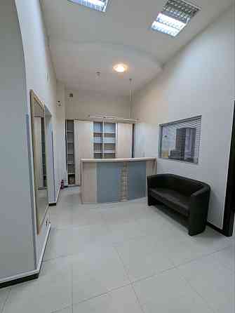 Оренда офісне приміщення на Шота Руставелі вул., 1 поверх - 2/5 Київ