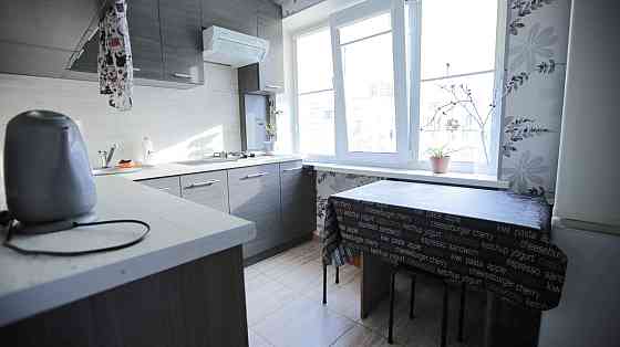 Оренда Квартира 1-кімнатна, 8/8 поверх на бульвар Лесі Українки, 19 Киев