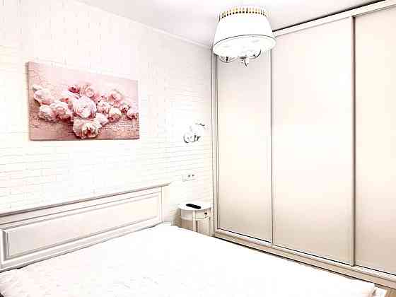 Оренда Квартира 1-кімнатна, 12/21 поверх на Сормовська, 3 Kiev