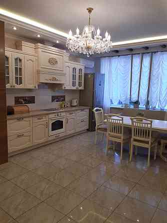 3-х комнатная квартира в новом доме на улице Тенистой. Одеса