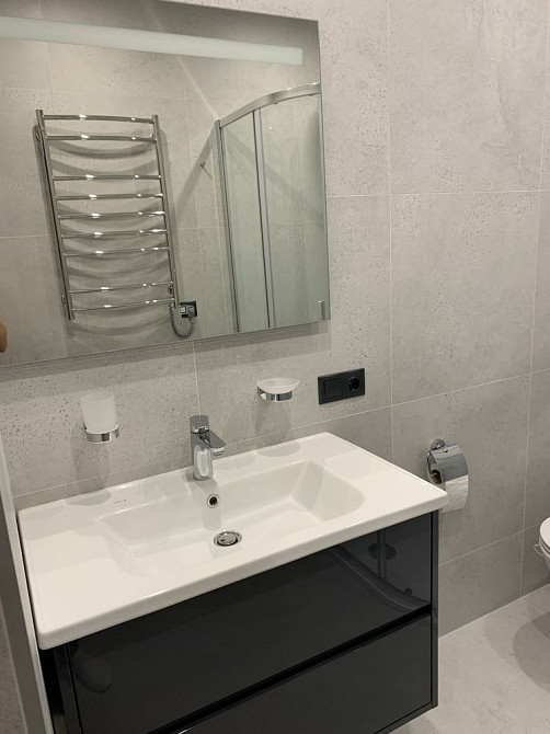 Продаж Квартира 1-кімнатна, 5/9 поверх на Салютна вул., д. 2б Київ - фото 18