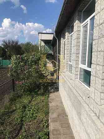 Оренда Будинок 5-кімнатний на Дружбы ул., 17 