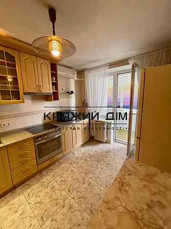 Продаж 1 к.кв. м. Дружби Народів. Код об'єкту:21143492 Київ